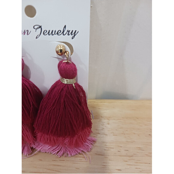 Gradient Colored Tassel Earrings In Pink - Picture 3 of 5